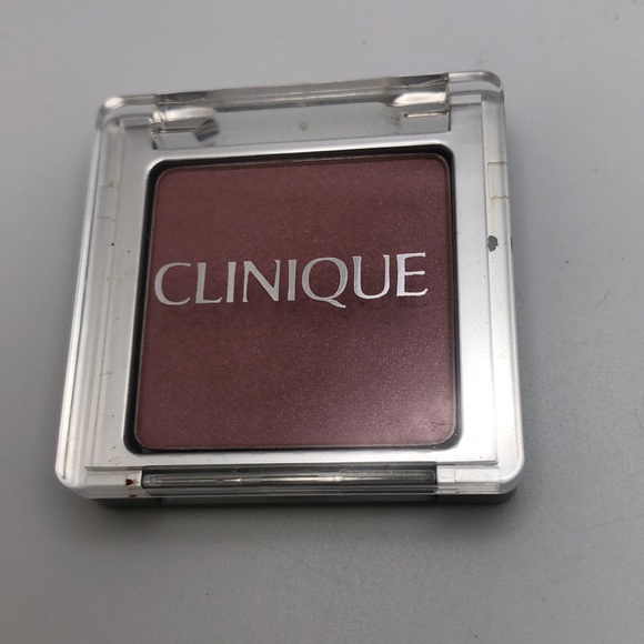 Clinique Blush Powder, shadow quad, L’ORÉAL Mascara - Picture 3 of 7